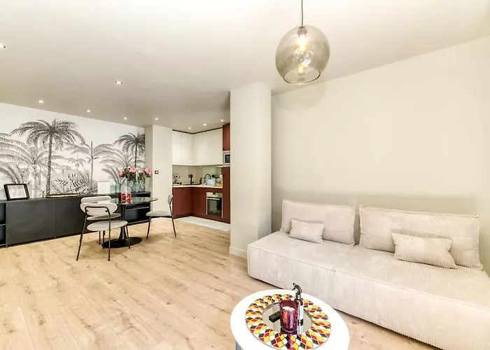 Le Mila ¶ Centre ¶ Confort ¶ Tram ¶ Climatisation Hotel *