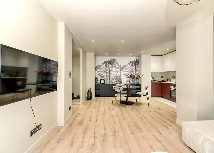 Le Mila ¶ Centre ¶ Confort ¶ Tram ¶ Climatisation Hotel Grenoble