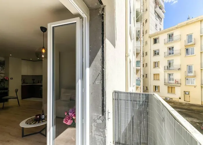 Hotel Le Mila ¶ Centre ¶ Confort ¶ Tram ¶ Climatisation Grenoble