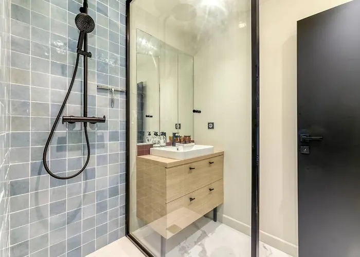 Le Mila ¶ Centre ¶ Confort ¶ Tram ¶ Climatisation Hotel *